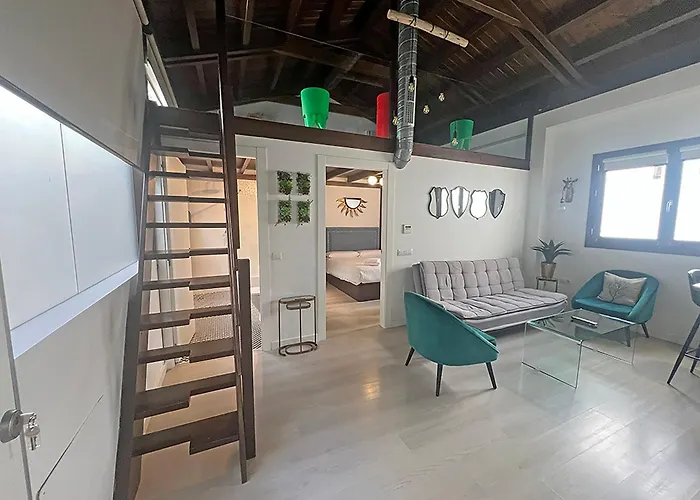 s Real Suites Realejo 3000